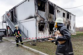 ALEMANHA REGISTA MAIS DE 3.500 ATAQUES A REFUGIADOS E ABRIGOS DE REQUERENTES DE ASILO