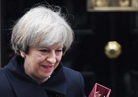 PM BRITÂNICA DIZ QUE DECRETO ANTI-IMIGRAÇÃO DOS EUA É “FRATURANTE E ERRADO”