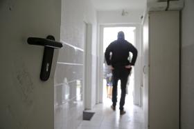 DOIS RADICAIS DETIDOS NA ALEMANHA POR SUSPEITA DE ESTAREM A PLANEAR ATENTADO