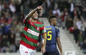 MARÍTIMO VENCE MOREIRENSE E SOBE A SEXTO DA I LIGA