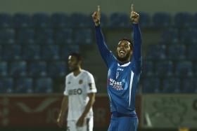 FEIRENSE VENCE RIO AVE E AFASTA-SE DA ZONA DE DESPROMOÇÃO DA I LIGA