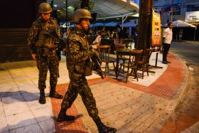 EXÉRCITO BRASILEIRO NA RUA APÓS 62 MORTES EM TRÊS DIAS EM CIDADE COM POLÍCIAS EM GREVE