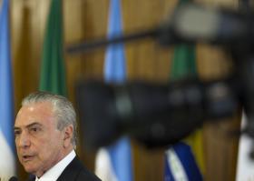 PRESIDENTE DO BRASIL CONDENA GREVE DA POLÍCIA POR DESENCADEAR CAOS E VIOLÊNCIA
