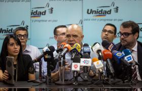 OPOSIÇÃO VENEZUELANA INICIA REESTRUTURARÇÃO APÓS INSUCESSO NO DIÁLOGO COM GOVERNO