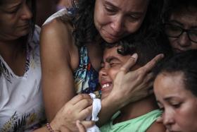GOVERNADOR INTERINO DE ESPÍRITO SANTO, BRASIL, PEDE MAIS MILITARES PARA CONTER VIOLÊNCIA