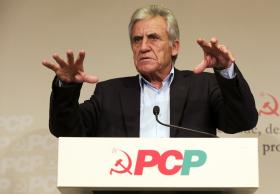 PCP CONSIDERA PREMATURAS INICIATIVAS SOBRE EUTANÁSIA