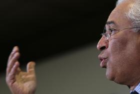 PRIMEIRO-MINISTRO CONFIRMA CONFIANÇA EM MÁRIO CENTENO DEPOIS DE FALAR COM PR