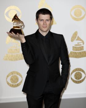 PRODUTOR PORTUGUÊS ANDRÉ ALLEN ANJOS VENCE GRAMMY DE MELHOR GRAVAÇÃO REMISTURADA