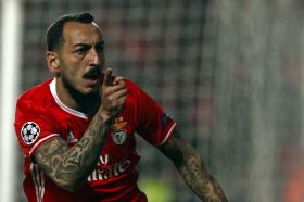 GOLO DE MITROGLOU DÁ VITÓRIA AO BENFICA SOBRE BORUSSIA DORTMUND