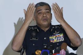 MALÁSIA QUER INTERROGAR DIPLOMATA NORTE-COREANO POR ASSASSÍNIO DE KIM JONG-NAM