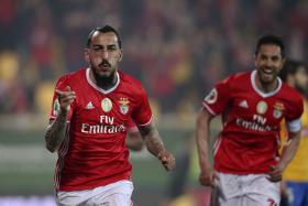 BENFICA VENCE NO ESTORIL COM ‘BIS’ DE MITROGLOU E ESTÁ PERTO DA FINAL DA TAÇA