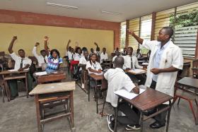 MOÇAMBIQUE PRECISA DE LIBERTAR O ENSINO DE HISTÓRIA DAS “AMARRAS DE UM SUPOSTO PASSADO LIBERTADOR” — ACADÉMICOS