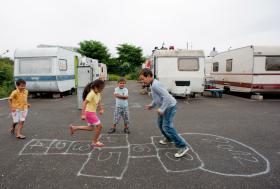 PORTUGAL TEM UM GRANDE DÉFICE DE HABITAÇÃO, EM PARTICULAR ENTRE OS CIGANOS – COMISSÁRIO EUROPEU