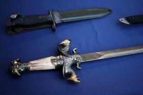 JOVEM DE 18 ANOS ESFAQUEADO NO CENTRO COMERCIAL COLOMBO