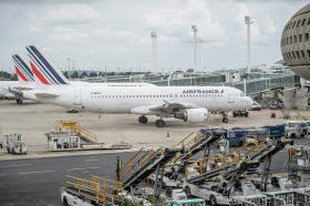 GREVE DOS CONTROLADORES AÉREOS FRANCESES CANCELA 12 LIGAÇÕES ENTRE PORTUGAL E FRANÇA