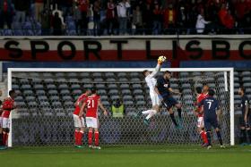 BENFICA DEFENDE LIDERANÇA NA RECEÇÃO AO VIZINHO BELENENSES