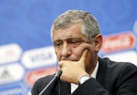 FERNANDO SANTOS ANUNCIA CONVOCADOS COM NANI EM DÚVIDA E ALGUNS REGRESSOS