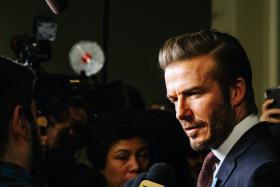 MENSAGEM DE DAVID BECKHAM SOBRE VISITA À CHINA GERA POLÉMICA EM HONG KONG