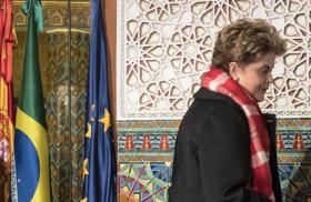 ROUSSEFF CONVOCA MULHERES BRASILEIRA A LUTAREM CONTRA DESMANTELAMENTO DAS POLÍTICAS DE GÉNERO