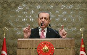 PRESIDENTE DA TURQUIA ACUSA ALEMANHA DE PROTEGER TERRORISTAS