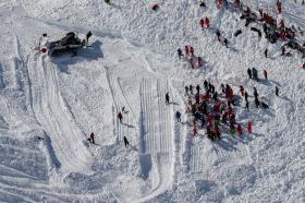 DOIS MORTOS E DOIS FERIDOS EM AVALANCHES NOS ALPES FRANCESES