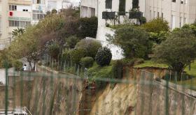 PROTEÇÃO CIVIL EVACUA MAIS UM PRÉDIO NA GRAÇA (LISBOA) APÓS DESABAMENTO DE TERRAS