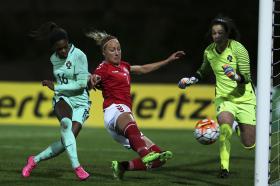 PORTUGAL ‘LEVA’ SEIS DA DINAMARCA, CANADÁ VOLTA A VENCER NA ALGARVE CUP