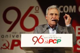 JERÓNIMO DE SOUSA CRITICA GOVERNO POR “OBSESSÃO” DO DÉFICE E RESISTÊNCIA À REVISÃO LABORAL