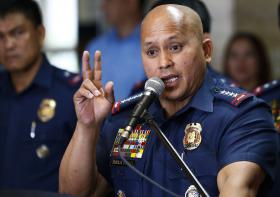 FILIPINAS CONVIDA IGREJA PARA CAMPANHA ANTIDROGA “MENOS SANGRENTA”