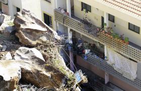 DERROCADA EM CÂMARA DE LOBOS, NA MADEIRA, OBRIGA AO REALOJAMENTO DE 38 PESSOAS