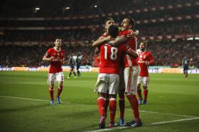 BENFICA GOLEIA BELENENSES E MANTÉM LIDERANÇA DA I LIGA
