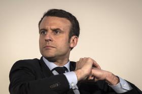 CANDIDATO FRANCÊS EMMANUEL MACRON QUER RESTABELECER SERVIÇO MILITAR OBRIGATÓRIO