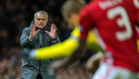 MOURINHO CONFESSA ARREPENDIMENTO POR TER AFASTADO SCHWEINSTEIGER DO GRUPO