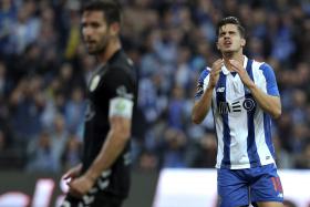 FC PORTO EMPATA COM VITÓRIA DE SETÚBAL E BENFICA MANTÉM LIDERANÇA DA I LIGA