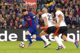 MESSI DESTRONA BAS DOST DA LIDERANÇA DA BOTA DE OURO