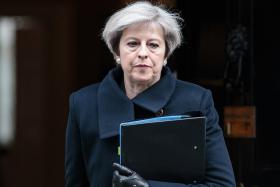 PM BRITÂNICA DIZ QUE ATACANTE DE LONDRES ERA BRITÂNICO E FOI INVESTIGADO