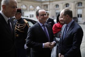 PRESIDENTE DE FRANÇA DIZ QUE FRANCÊS DETIDO EM ANTUÉRPIA “QUERIA MATAR”