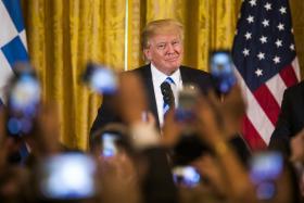 TRUMP DIZ QUE NOVO OBAMACARE ESTEVE PERTO DE APROVAÇÃO, AGORA SEGUE PARA FISCALIDADE