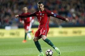 RONALDO E MOURINHO FORAM OS MAIS BEM PAGOS EM 2016/17, SEGUNDO A FRANCE FOOTBALL