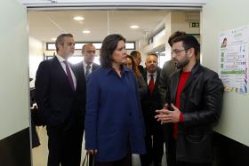 ASSUNÇÃO CRISTAS CALCULA DÉFICE DE 3,7% SEM “CORTES CEGOS” DAS CATIVAÇÕES