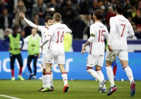 ESPANHA BATE FRANÇA EM PARIS POR 2-0, HOLANDA PERDE COM ITÁLIA E AGRAVA CRISE
