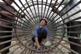 CHINA REGISTOU EM FEVEREIRO DÉFICIT COMERCIAL PELA PRIMEIRA VEZ EM TRÊS ANOS