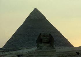 DESCOBERTOS RESTOS DE UMA NOVA PIRÂMIDE COM CERCA DE 3.700 ANOS