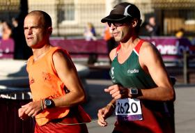 PARALÍMPICO GABRIEL MACCHI CONQUISTOU MEDALHA DE PRATA NA MARATONA DE LONDRES