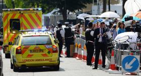 DOZE FERIDOS COM QUEIMADURAS NUM ATAQUE COM ÁCIDO EM DISCOTECA DE LONDRES