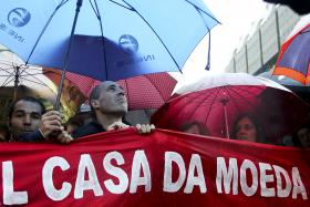 TRABALHADORES DA CASA DA MOEDA APROVAM EM PLENÁRIO RESOLUÇÃO QUE DEFENDE AUMENTO SALARIAL