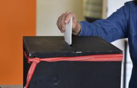 UE PEDE PARTICIPAÇÃO DA POPULAÇÃO DE MACAU NA ELEIÇÃO DO CHEFE DO EXECUTIVO