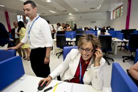 CONTRATO-EMPREGO APOIA CRIAÇÃO DE 15.000 EMPREGOS COM 60 MILHÕES DE EUROS