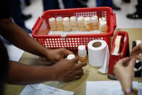 “CHEIRAR” A URINA PODE VIR A EVITAR BIÓPSIAS PARA DETETAR CANCRO DA PRÓSTATA – ESTUDO
