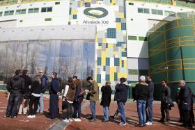 SPORTING DIZ QUE ESGOTARAM OS BILHETES PARA O ‘CLASSICO’ DE SÁBADO COM O BENFICA